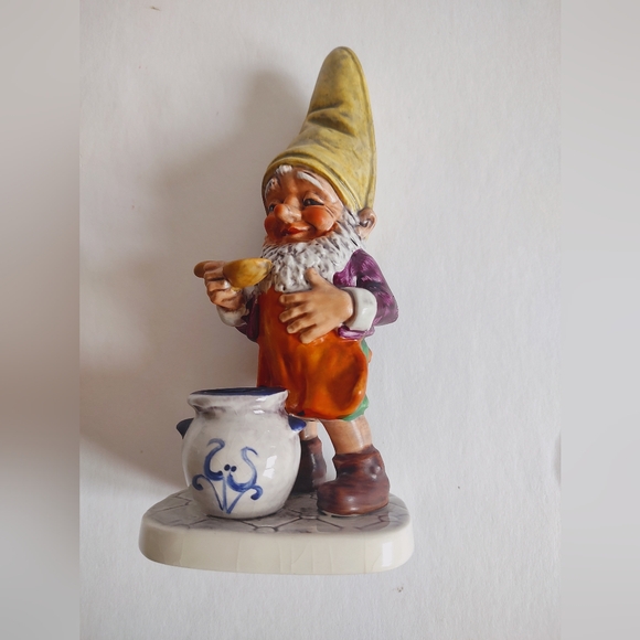 Goebel Co Boys Adorable Gnome Sam The Gourmet Well 505 Figurine Vintage 1970 - Picture 11 of 16